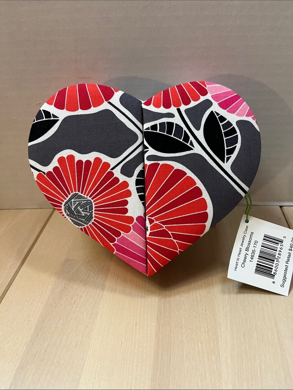 NWT - Vera Bradley Heart to Heart Jewelry Case in Cherry Blossoms 14635-170 - Picture 14 of 14